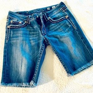 MISS ME SZ 29 Great Condition